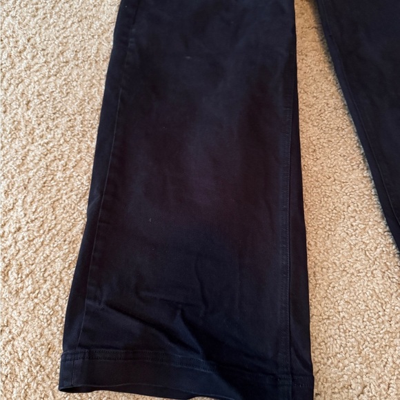 Everlane Classic Black Trousers - Picture 3 of 4